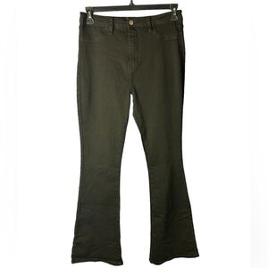 Fashion Nova Black High Waisted Faux Pockets Bell Bottom Jeans. Women’s Size 13